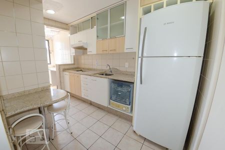 Apartamento para alugar com 62m², 2 quartos e 1 vaga Apartamento para alugar com 62m², 2 quartos e 1 vagaCozinha