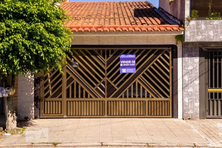 Casa para alugar com 120m², 3 quartos e 2 vagas Casa para alugar com 120m², 3 quartos e 2 vagasFachada e plaquinha