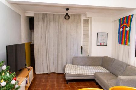 Casa para alugar com 120m², 3 quartos e 2 vagas Casa para alugar com 120m², 3 quartos e 2 vagasSala (parte de baixo)