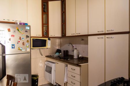 Casa para alugar com 120m², 3 quartos e 2 vagas Casa para alugar com 120m², 3 quartos e 2 vagasCozinha