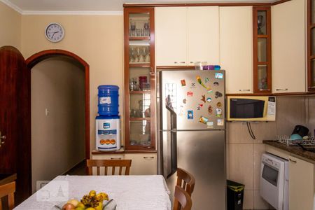 Casa para alugar com 120m², 3 quartos e 2 vagas Casa para alugar com 120m², 3 quartos e 2 vagasCozinha