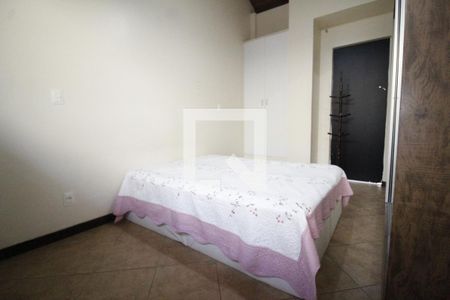 Quarto de casa de condomínio para alugar com 1 quarto, 53m² em Itapuã, Salvador