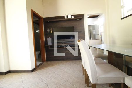 Sala de casa de condomínio para alugar com 1 quarto, 53m² em Itapuã, Salvador