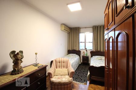 Casa à venda com 347m², 4 quartos e 3 vagasQuarto 3