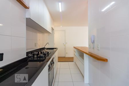 Apartamento à venda com 86m², 2 quartos e 2 vagas Apartamento à venda com 86m², 2 quartos e 2 vagasCozinha