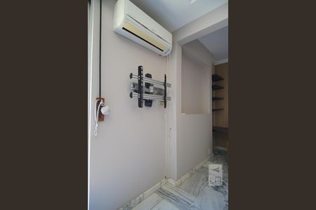 Sala de apartamento para alugar com 1 quarto, 67m² em Jardim Lindóia, Porto Alegre