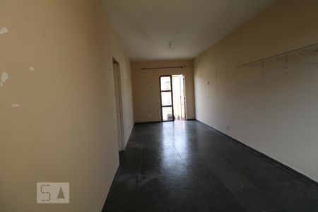 Sala  de Apartamento com 3 quartos, 76m² Jardim Flamboyant