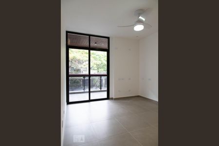 Apartamento para alugar com 120m², 3 quartos e 1 vaga Apartamento para alugar com 120m², 3 quartos e 1 vagaSuíte 2