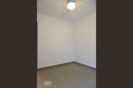 Apartamento para alugar com 120m², 3 quartos e 1 vaga Apartamento para alugar com 120m², 3 quartos e 1 vagaQuarto
