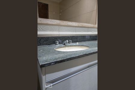 Apartamento para alugar com 120m², 3 quartos e 1 vaga Apartamento para alugar com 120m², 3 quartos e 1 vagaBanheiro da Suíte 2