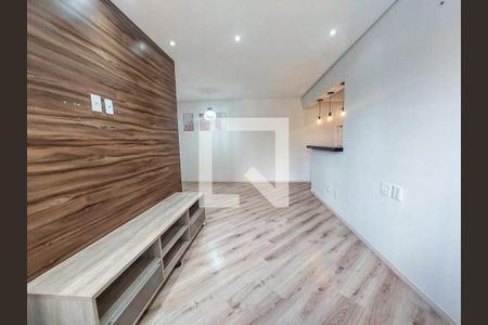 Sala de apartamento para alugar com 4 quartos, 65m² em Jardim das Flores, São Paulo