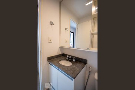 Apartamento para alugar com 33m², 1 quarto e 1 vaga Apartamento para alugar com 33m², 1 quarto e 1 vagaBanheiro