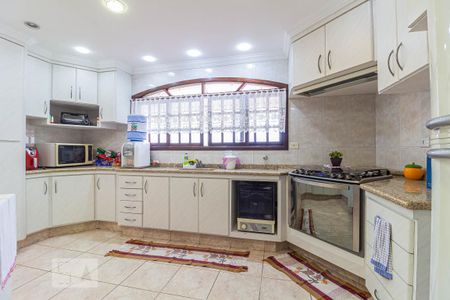 Casa à venda com 305m², 3 quartos e 5 vagas Casa à venda com 305m², 3 quartos e 5 vagasCozinha