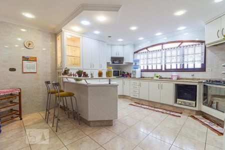 Casa à venda com 305m², 3 quartos e 5 vagas Casa à venda com 305m², 3 quartos e 5 vagasCozinha