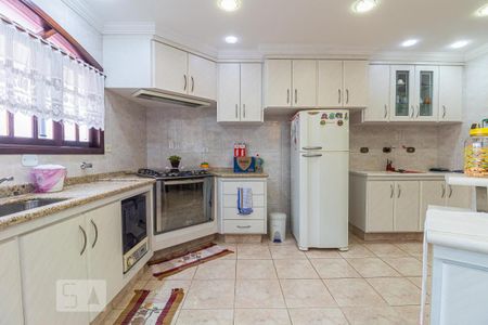 Casa à venda com 305m², 3 quartos e 5 vagas Casa à venda com 305m², 3 quartos e 5 vagasCozinha