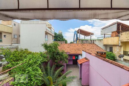 Casa à venda com 305m², 3 quartos e 5 vagas Casa à venda com 305m², 3 quartos e 5 vagasVista da Cozinha