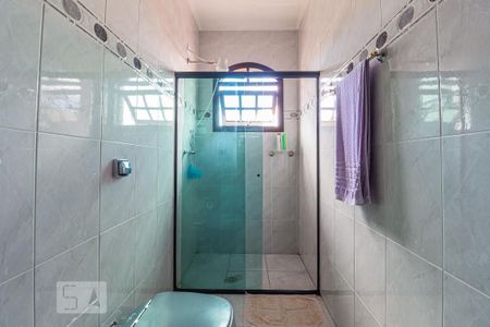 Casa à venda com 305m², 3 quartos e 5 vagas Casa à venda com 305m², 3 quartos e 5 vagasBanheiro da Suite 3