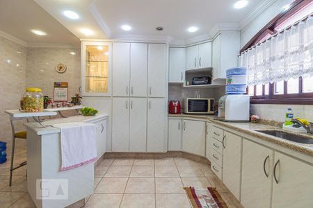 Casa à venda com 305m², 3 quartos e 5 vagas Casa à venda com 305m², 3 quartos e 5 vagasCozinha