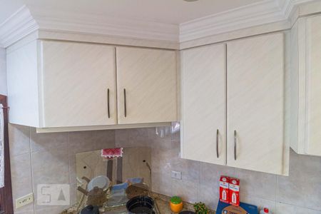 Casa à venda com 305m², 3 quartos e 5 vagas Casa à venda com 305m², 3 quartos e 5 vagasCozinha - Armários