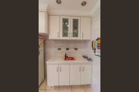 Casa à venda com 305m², 3 quartos e 5 vagas Casa à venda com 305m², 3 quartos e 5 vagasCozinha - Armários