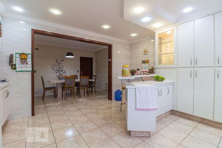 Casa à venda com 305m², 3 quartos e 5 vagas Casa à venda com 305m², 3 quartos e 5 vagasCozinha