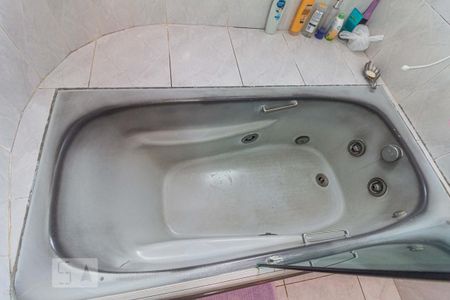 Casa à venda com 305m², 3 quartos e 5 vagas Casa à venda com 305m², 3 quartos e 5 vagasBanheiro da Suite 1 - Banheira