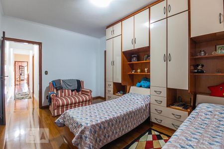 Casa à venda com 305m², 3 quartos e 5 vagas Casa à venda com 305m², 3 quartos e 5 vagasSuite 3