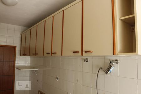 Apartamento à venda com 58m², 2 quartos e 1 vagaCozinha - Armários