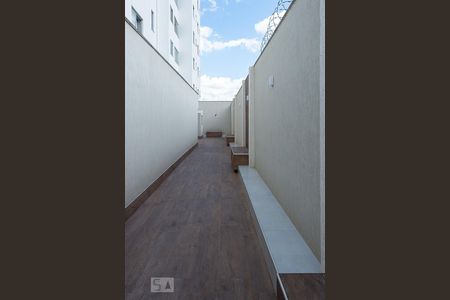 Apartamento para alugar com 85m², 3 quartos e 2 vagasÁrea Comum - Corredor de Acesso