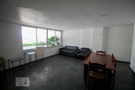 Apartamento para alugar com 65m², 1 quarto e 1 vaga Apartamento para alugar com 65m², 1 quarto e 1 vagaÁrea comum - Salão de festas