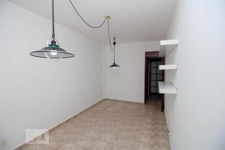 Sala de apartamento para alugar com 1 quarto, 65m² em Botafogo, Rio de Janeiro