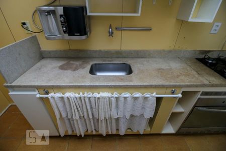 Apartamento para alugar com 65m², 1 quarto e 1 vaga Apartamento para alugar com 65m², 1 quarto e 1 vagaCozinha - Armários