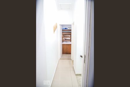 Corredor de casa à venda com 2 quartos, 127m² em Rudge Ramos, São Bernardo do Campo