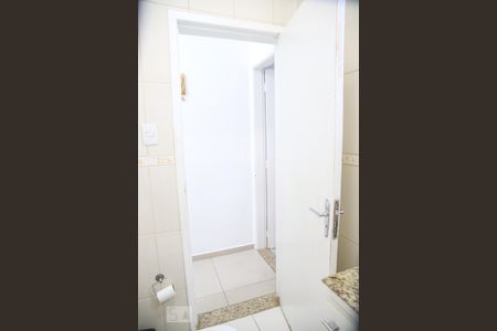 Casa à venda com 127m², 2 quartos e 1 vagaBanheiro 1