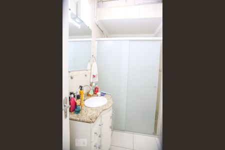 Casa à venda com 127m², 2 quartos e 1 vagaBanheiro 1