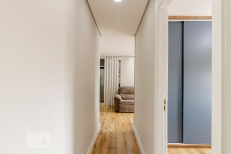 Apartamento à venda com 74m², 3 quartos e 2 vagas Apartamento à venda com 74m², 3 quartos e 2 vagasCorredor
