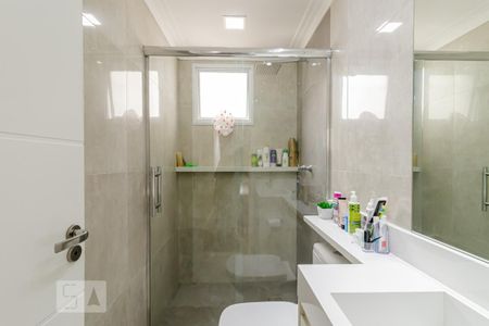 Apartamento à venda com 74m², 3 quartos e 2 vagas Apartamento à venda com 74m², 3 quartos e 2 vagasBanheiro da Suíte