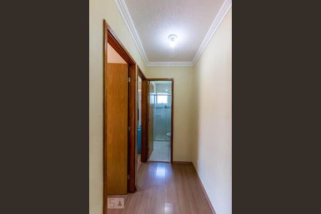 Corredor Quartos e Banheiro de apartamento para alugar com 2 quartos, 45m² em Jardim Ísis, Cotia