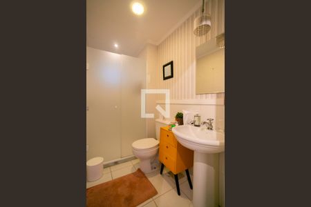 Apartamento à venda com 73m², 2 quartos e 2 vagasBanheiro Social