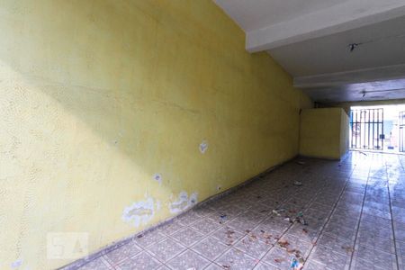 Casa para alugar com 338m², 5 quartos e 6 vagas Casa para alugar com 338m², 5 quartos e 6 vagasGaragem