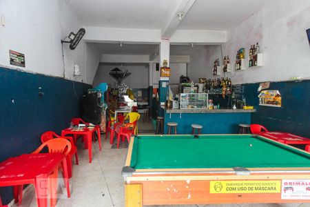 Casa para alugar com 338m², 5 quartos e 6 vagas Casa para alugar com 338m², 5 quartos e 6 vagasSalão