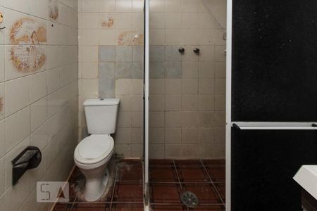 Casa para alugar com 338m², 5 quartos e 6 vagas Casa para alugar com 338m², 5 quartos e 6 vagasBanheiro