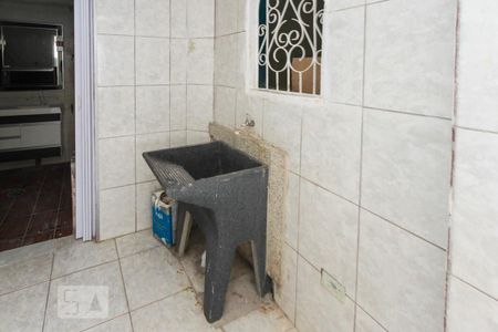 Casa para alugar com 338m², 5 quartos e 6 vagas Casa para alugar com 338m², 5 quartos e 6 vagasÁrea de Serviço