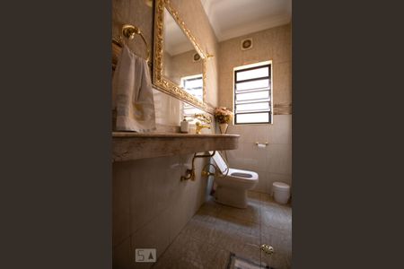 Casa à venda com 600m², 8 quartos e 4 vagasLavabo