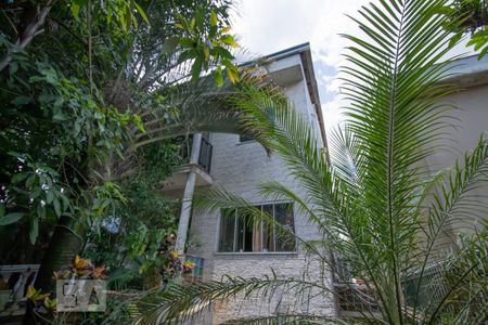 Casa à venda com 600m², 8 quartos e 4 vagasFachada