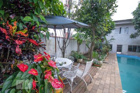 Casa à venda com 600m², 8 quartos e 4 vagasÁrea Externa - Piscina