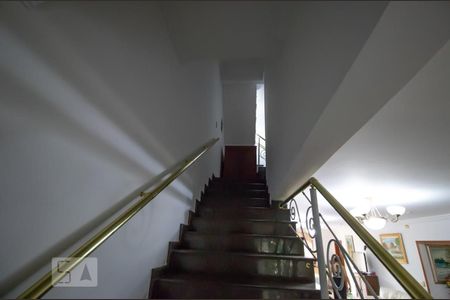 Casa à venda com 600m², 8 quartos e 4 vagasEscada