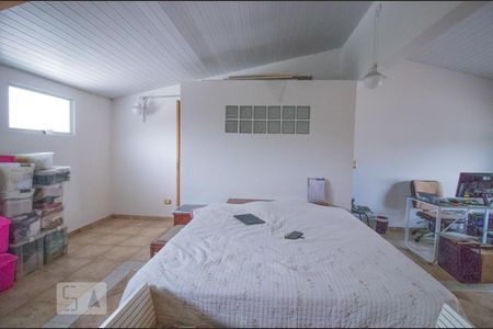 Casa à venda com 600m², 8 quartos e 4 vagasQuarto Suíte 4