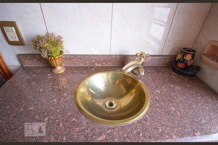 Casa à venda com 600m², 8 quartos e 4 vagasBanheiro da Suíte 4