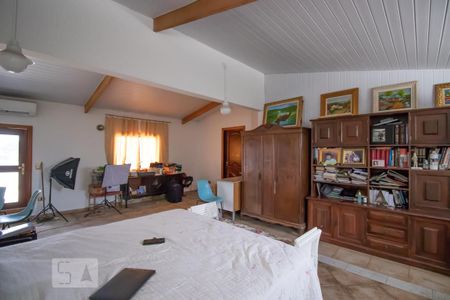 Casa à venda com 600m², 8 quartos e 4 vagasQuarto Suíte 4